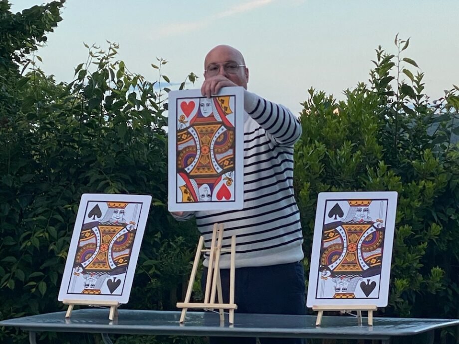 Trouver la dame de coeur